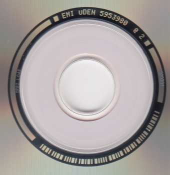 CD -M-: Qui De Nous Deux