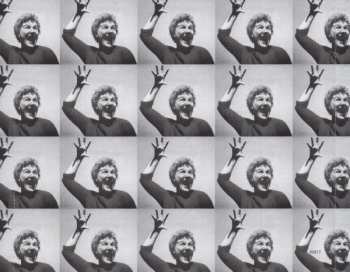 CD Anna Russell: Anna Russell Again?