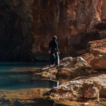 CD Becca Mancari: Left Hand