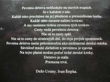 LP Dežo Ursiny: Pevnina Detstva