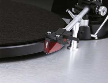 Hi-Fi DUAL CS 800 Black Edition 1 of 50 + Ortofon 2M RED