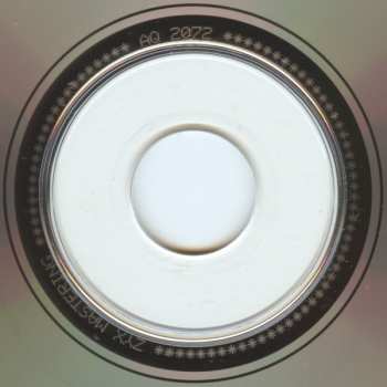 CD نيسم جلال: Refuge