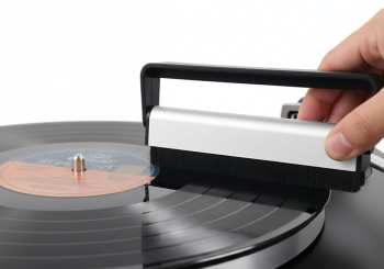 Hi-Fi Goka Antistatický kartáček na desky z uhlíkových vláken