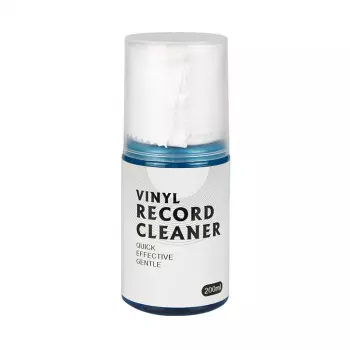 Album Goka Vinyl record cleaner with a cloth