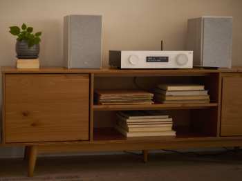 Hi-Fi JBL Audio set MA310 + STAGE 240B Bílý