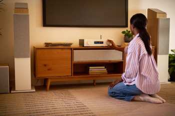 Hi-Fi JBL Stage 240H - 2-pásmové Dolby Atmos Modulové Reprosoustavy, 4,5" - Bílá