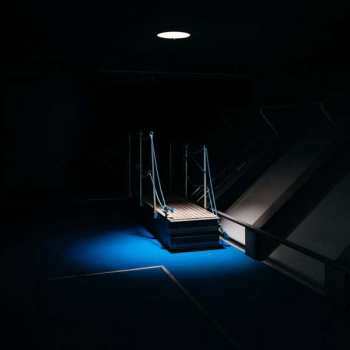 Album John: Nocturnal Manoeuvres