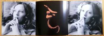 LP Karen Elson: The Ghost Who Walks