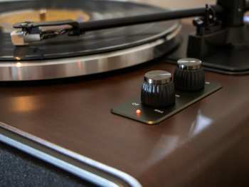 Hi-Fi Lenco LS-470WA