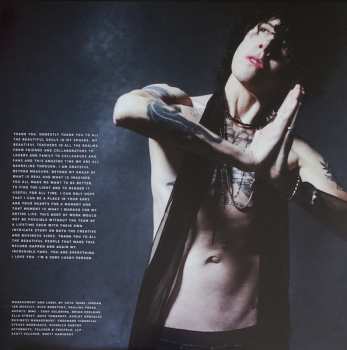 2LP LP (Laura Pergolizzi): Churches