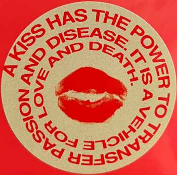 LP M34N Str33t: Besos