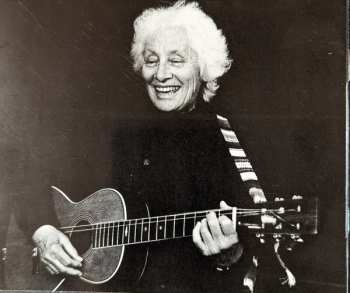 CD Malvina Reynolds: Ear To The Ground DIGI