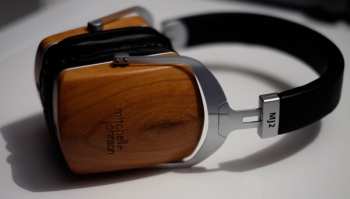 Hi-Fi Mitchell & Johnson Mj2