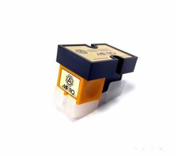 Hi-Fi Nagaoka MP-110 + Nagaoka AM-801 stylus cleaner
