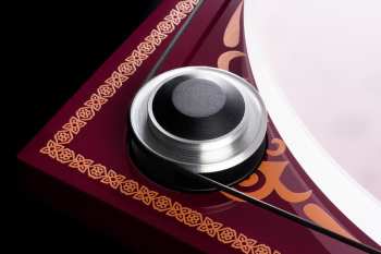 Hi-Fi Pro-Ject Essential III + Om10 - Special Edition: George Harrison