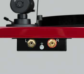 Hi-Fi Pro-Ject Essential III SB + OM 10 Red
