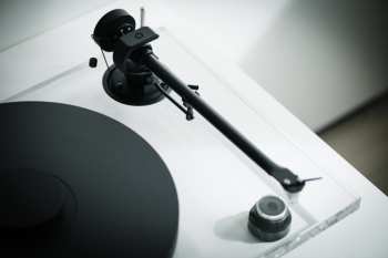 Hi-Fi Pro-ject Xa B + Pick It Pro B