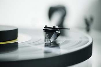 Hi-Fi Pro-ject Xa B + Pick It Pro B