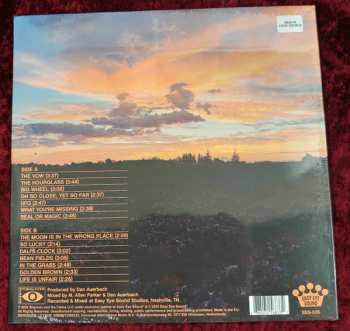 LP Shannon And The Clams: The Moon Is In The Wrong Place CLR | LTD