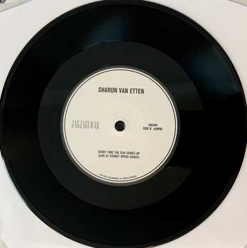 SP Sharon Van Etten: Every Time the Sun Comes Up