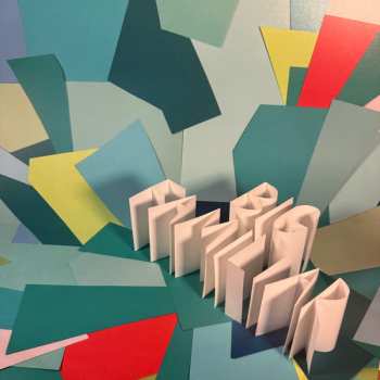 Album Stella And The Very Messed: Big Familiar