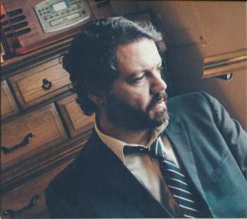 CD Stephen Simmons: A World Without
