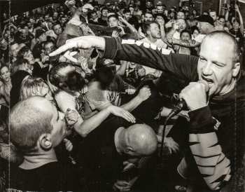 CD Terror: The Walls Will Fall