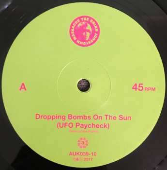 EP The Brian Jonestown Massacre: Dropping Bombs On The Sun