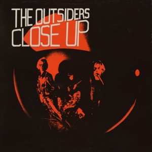 LP The Outsiders: Close Up