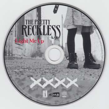 CD The Pretty Reckless: Light Me Up DLX