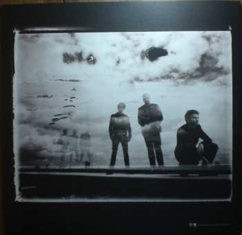 2LP Muse: The Resistance