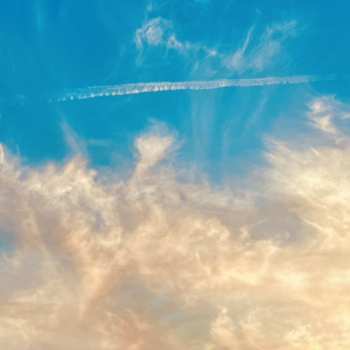 Album Thirty Seconds To Mars: It&rsquo;s The End Of The World But It&rsquo;s A Beautiful Day