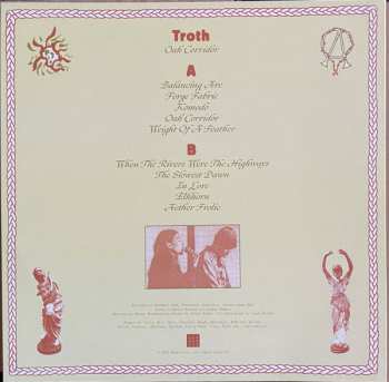 LP Troth: Oak Corridor