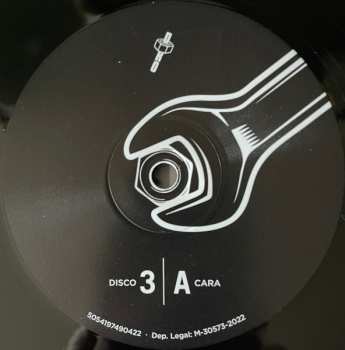 4LP/4CD/Box Set Various: DRO 40 Aniversario - ...Y El Futuro Sigue Caminando Un Paso Por Detrás De Nosotros DLX | LTD