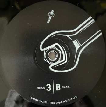 4LP/4CD/Box Set Various: DRO 40 Aniversario - ...Y El Futuro Sigue Caminando Un Paso Por Detrás De Nosotros DLX | LTD