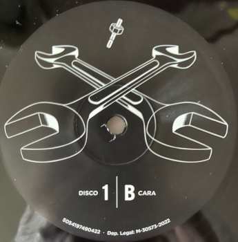 4LP/4CD/Box Set Various: DRO 40 Aniversario - ...Y El Futuro Sigue Caminando Un Paso Por Detrás De Nosotros DLX | LTD