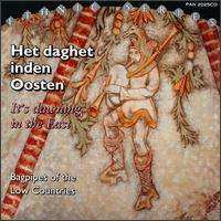 CD Various: Het Daghet Inden Oosten = It's Dawning In The East (Bagpipes Of The Low Countries)