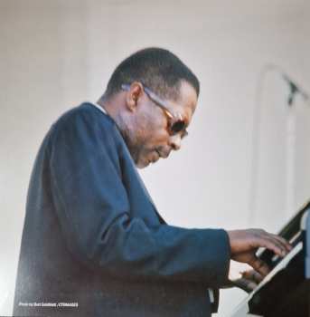 3LP Wes Montgomery: Maximum Swing: The Unissued 1965 Half Note Recordings LTD | NUM