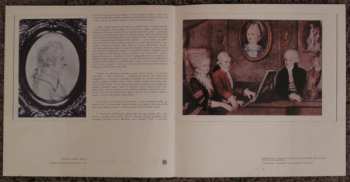 2LP/Box Set Wolfgang Amadeus Mozart: Serenády A Divertimenta Pro Dechové Nástroje (2xLP + BOX + BOOKLET)